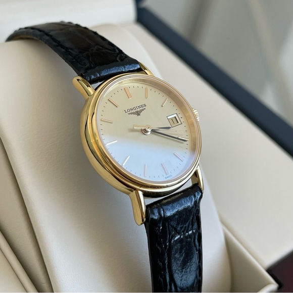 LONGINES 🐎 Ladies Mini Watch Presencé. Gold & Black. NEW + Box. - Picture 3 of 10